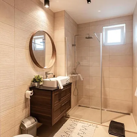 Oak Residents Apartman Siófok
