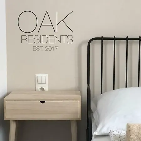 Oak Residents