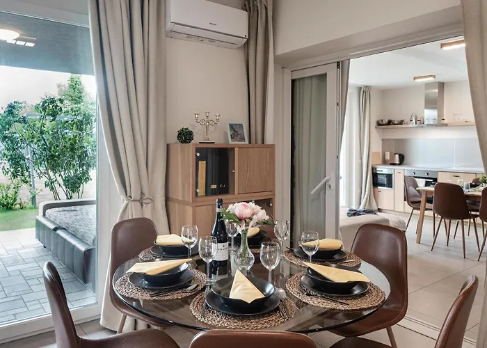 Oak Residents * Siófok